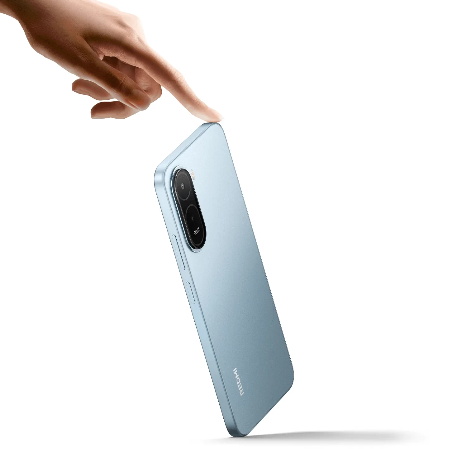 REDMI A7 Pro тонкий корпус 8.15 мм, вес 208 г