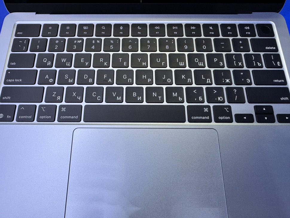 Apple MacBook Air 13 2025 M4/24Gb/512Gb/10-Core Sky Blue    