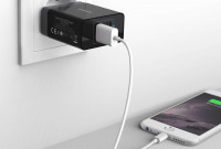 Сетевое зарядное устройство Anker PowerPort 2