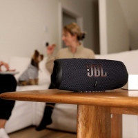 JBL Charge 5 Черный